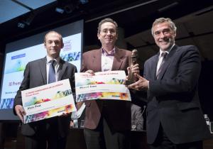 Aleix Prat i Manel Juan reben el IX premi Vanguardia de la Ciència