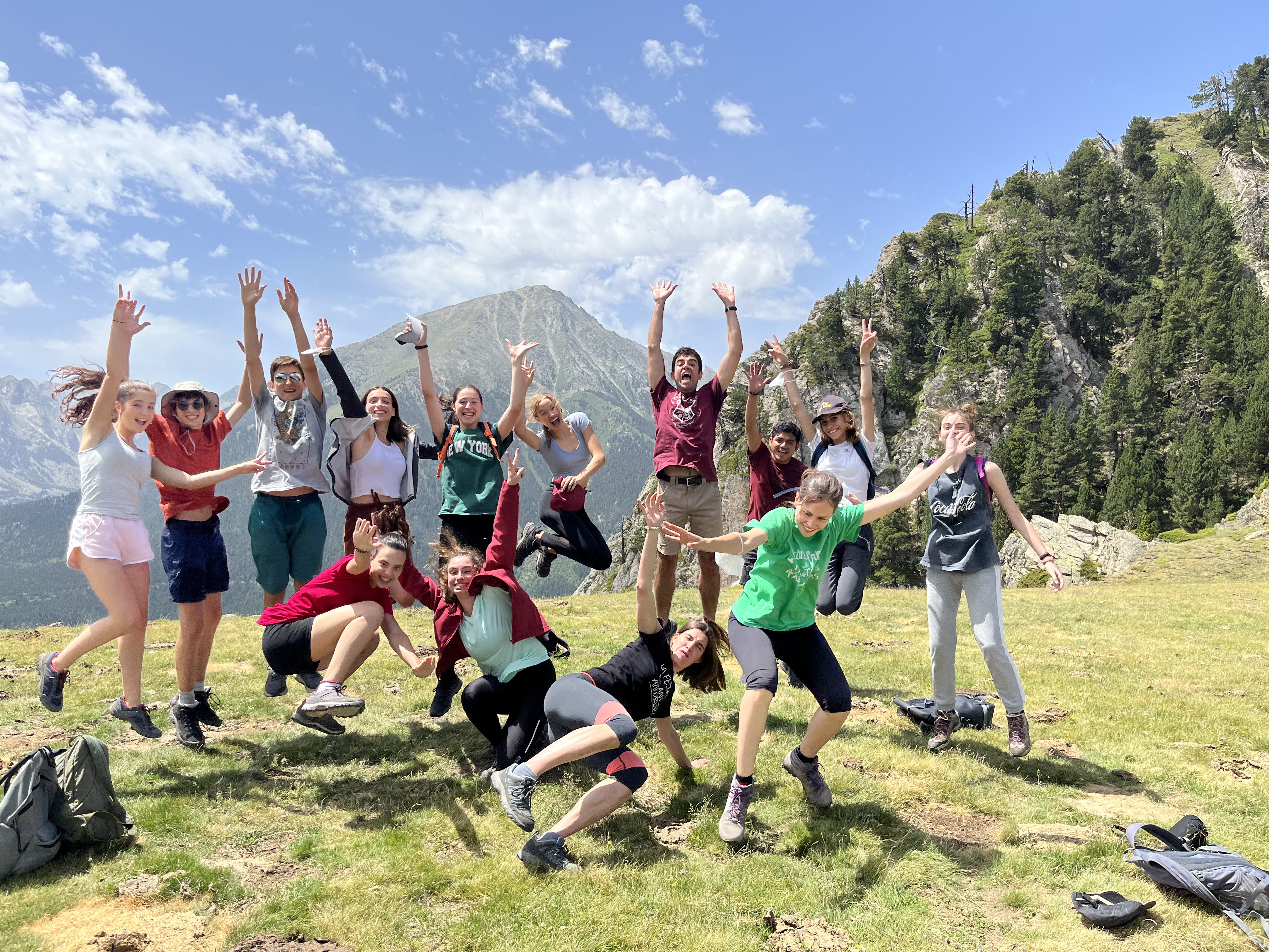 Equip de biologia molecular durant l'excursió al cim de Quartiules