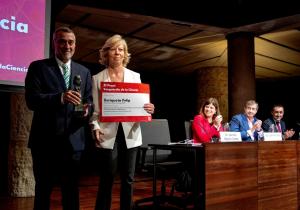 Enriqueta Felip recibe el XI premio Vanguardia de la Ciencia