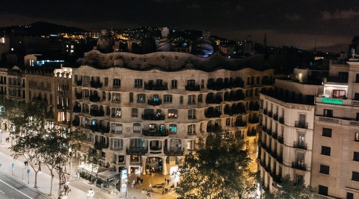 La Pedrera se suma a l’Hora del planeta 