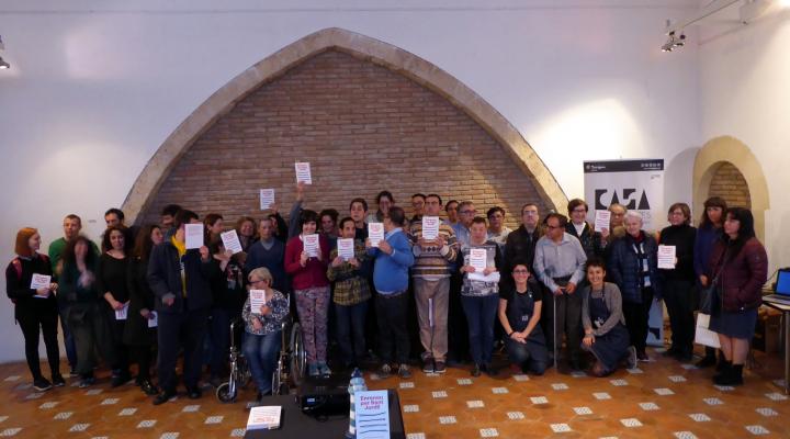 La Fundación Topromi participa en la creación del cuento “Enrenou per Sant Jordi. Contes i il·lustracions des de la diversitat”