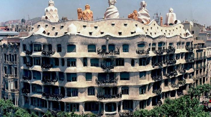 Una passejada per La Pedrera amb...