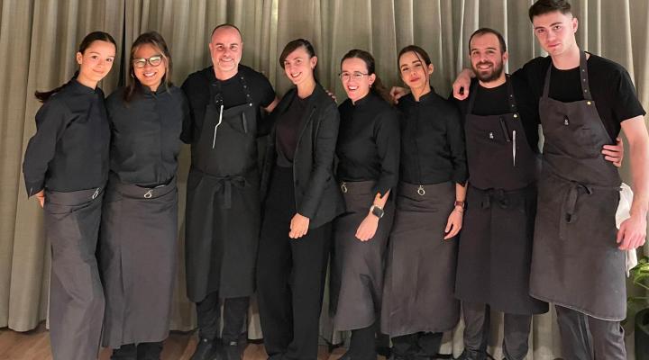 L'equip del restaurant L'Ó de Món Sant Benet 