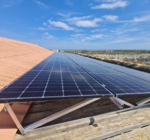 Photovoltaic installation at MónNatura Delta